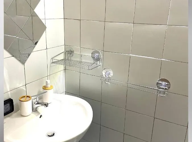 Capozza Maria Greca 3*