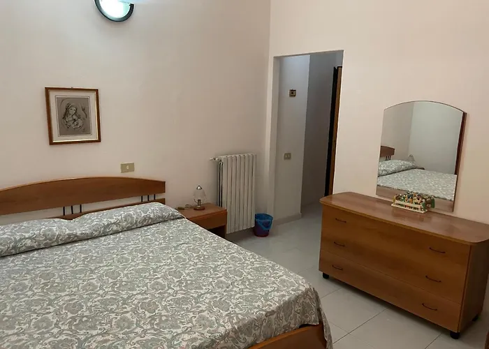 Capozza Maria Greca 3*